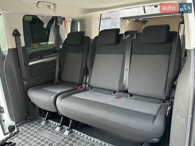 Белый Ситроен Space Tourer, объемом двигателя 2 л и пробегом 11 тыс. км за 43000 $, фото 42 на Automoto.ua
