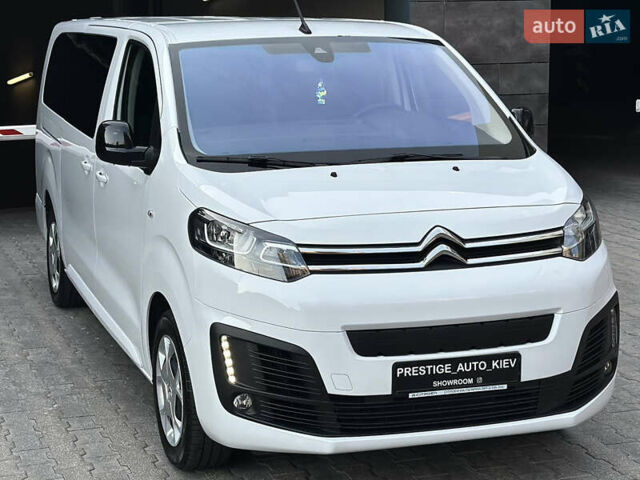 Белый Ситроен Space Tourer, объемом двигателя 2 л и пробегом 11 тыс. км за 43000 $, фото 6 на Automoto.ua