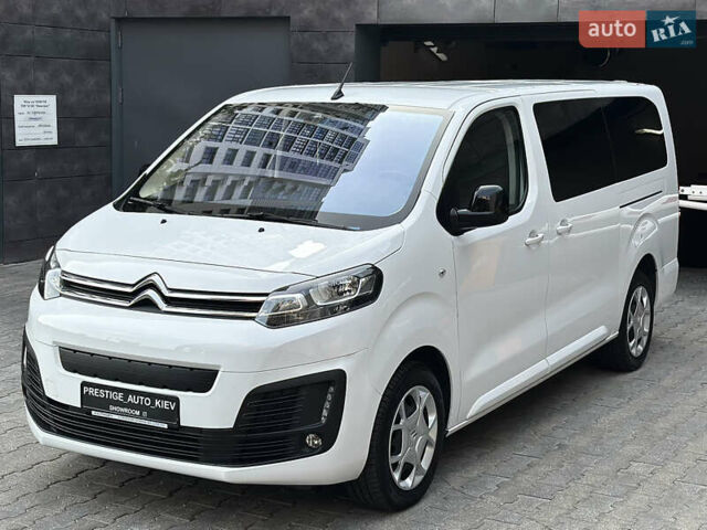 Белый Ситроен Space Tourer, объемом двигателя 2 л и пробегом 11 тыс. км за 43000 $, фото 7 на Automoto.ua
