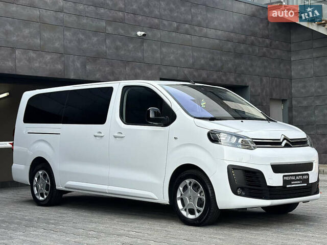 Белый Ситроен Space Tourer, объемом двигателя 2 л и пробегом 11 тыс. км за 43000 $, фото 11 на Automoto.ua
