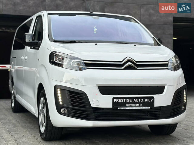 Белый Ситроен Space Tourer, объемом двигателя 2 л и пробегом 11 тыс. км за 43000 $, фото 10 на Automoto.ua