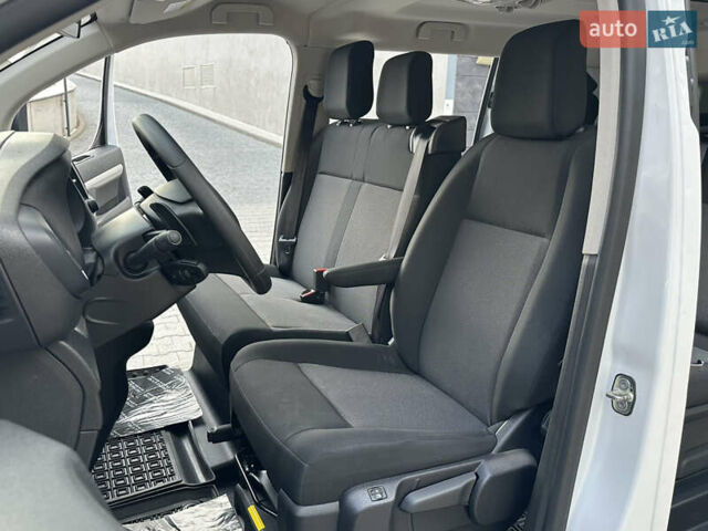 Белый Ситроен Space Tourer, объемом двигателя 2 л и пробегом 11 тыс. км за 43000 $, фото 30 на Automoto.ua