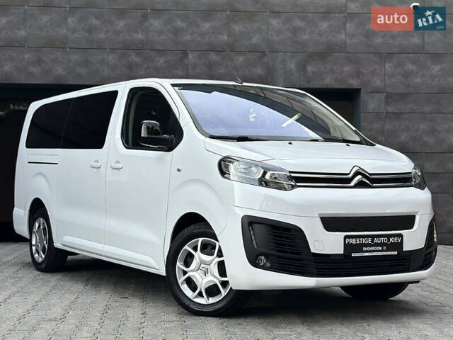 Белый Ситроен Space Tourer, объемом двигателя 2 л и пробегом 11 тыс. км за 43000 $, фото 1 на Automoto.ua