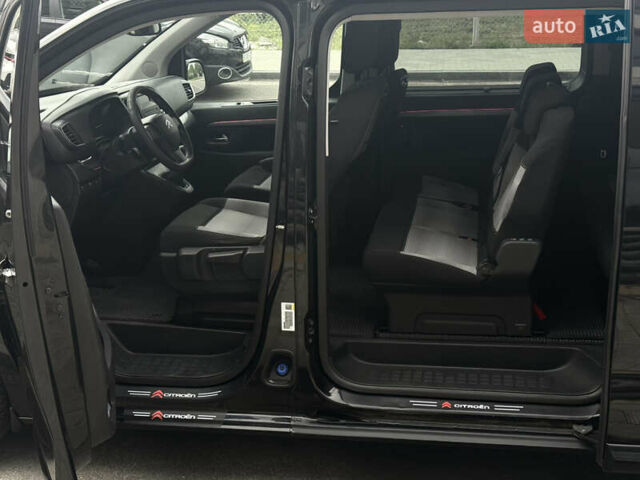 Черный Ситроен Space Tourer, объемом двигателя 1.6 л и пробегом 190 тыс. км за 20900 $, фото 21 на Automoto.ua