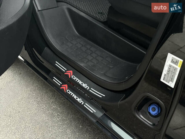 Черный Ситроен Space Tourer, объемом двигателя 1.6 л и пробегом 190 тыс. км за 20900 $, фото 16 на Automoto.ua