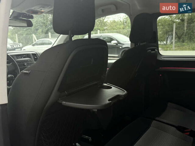 Черный Ситроен Space Tourer, объемом двигателя 1.6 л и пробегом 190 тыс. км за 20900 $, фото 26 на Automoto.ua