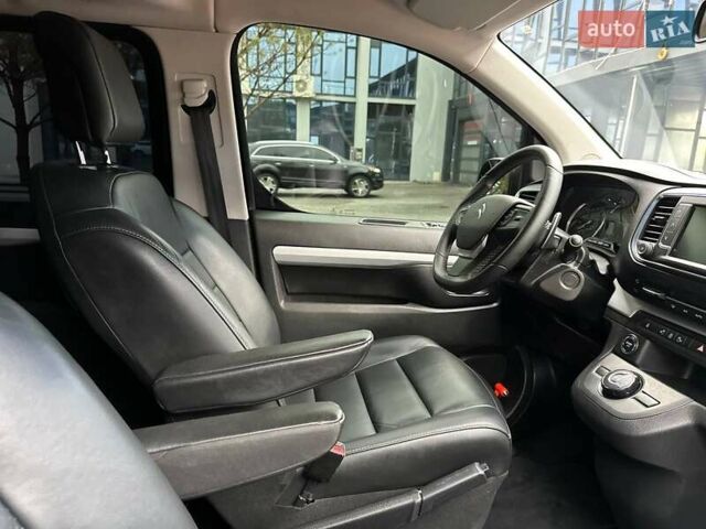 Черный Ситроен Space Tourer, объемом двигателя 2 л и пробегом 215 тыс. км за 27500 $, фото 5 на Automoto.ua