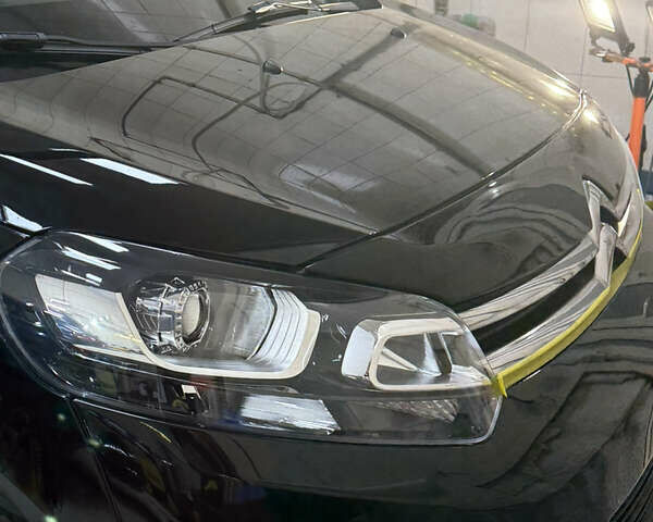 Черный Ситроен Space Tourer, объемом двигателя 0 л и пробегом 190 тыс. км за 25000 $, фото 12 на Automoto.ua