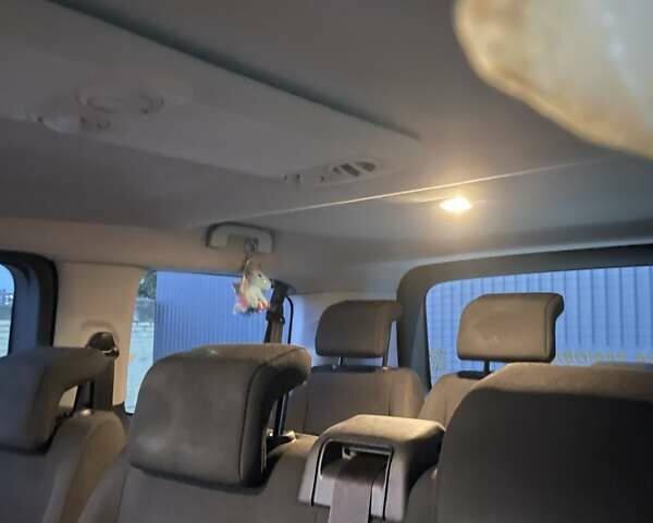 Черный Ситроен Space Tourer, объемом двигателя 2 л и пробегом 228 тыс. км за 29000 $, фото 11 на Automoto.ua