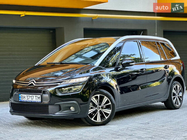 Черный Ситроен Space Tourer, объемом двигателя 2 л и пробегом 188 тыс. км за 15450 $, фото 85 на Automoto.ua