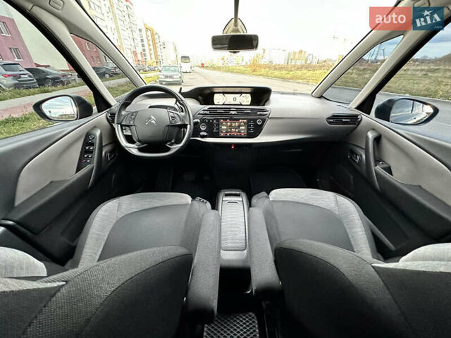 Сітроен Space Tourer 2018 у Вінниці на Automoto.ua Чорний Сітроен Space Tourer, об'ємом двигуна 2 л та пробігом 190 тис. км за 15555 $, фото 64 на Automoto.ua