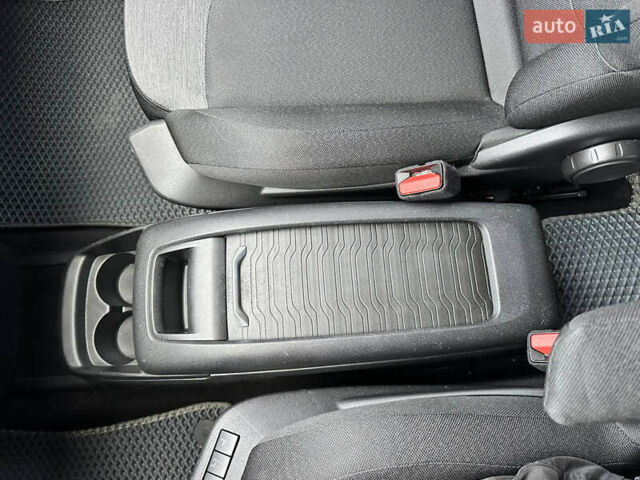 Сітроен Space Tourer 2018 у Вінниці на Automoto.ua Чорний Сітроен Space Tourer, об'ємом двигуна 2 л та пробігом 190 тис. км за 15555 $, фото 56 на Automoto.ua