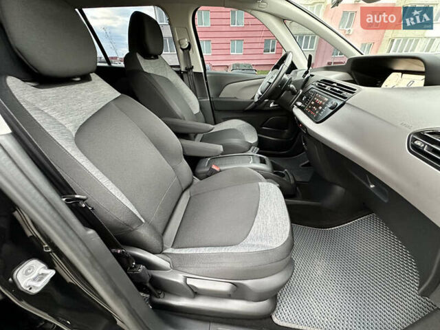 Сітроен Space Tourer 2018 у Вінниці на Automoto.ua Чорний Сітроен Space Tourer, об'ємом двигуна 2 л та пробігом 190 тис. км за 15555 $, фото 72 на Automoto.ua