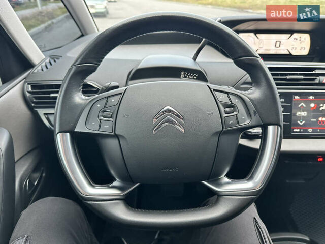 Сітроен Space Tourer 2018 у Вінниці на Automoto.ua Чорний Сітроен Space Tourer, об'ємом двигуна 2 л та пробігом 190 тис. км за 15555 $, фото 47 на Automoto.ua