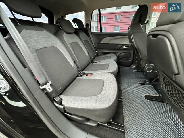 Сітроен Space Tourer 2018 у Вінниці на Automoto.ua Чорний Сітроен Space Tourer, об'ємом двигуна 2 л та пробігом 190 тис. км за 15555 $, фото 67 на Automoto.ua