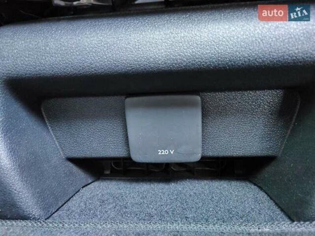 Черный Ситроен Space Tourer, объемом двигателя 2 л и пробегом 111 тыс. км за 31990 $, фото 30 на Automoto.ua