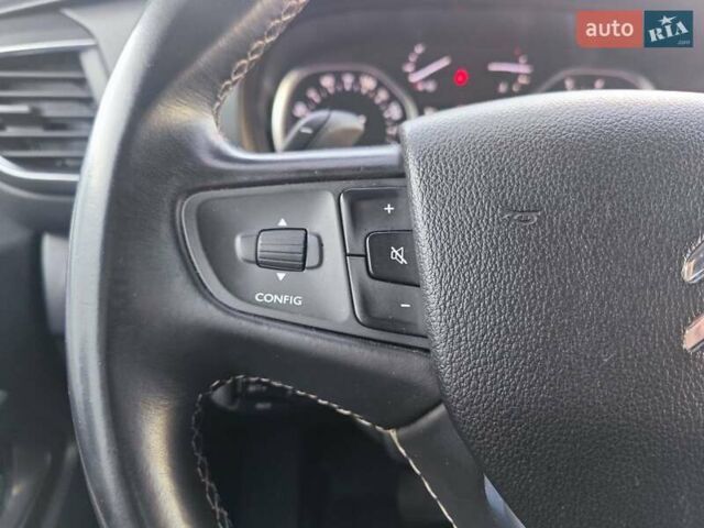 Черный Ситроен Space Tourer, объемом двигателя 2 л и пробегом 111 тыс. км за 31990 $, фото 21 на Automoto.ua