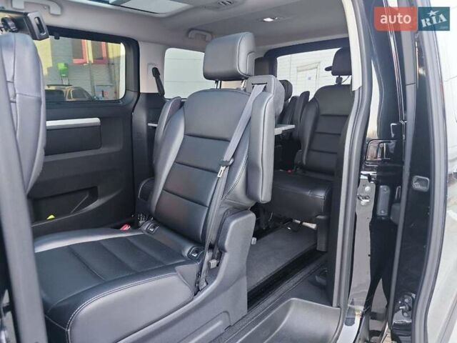 Черный Ситроен Space Tourer, объемом двигателя 2 л и пробегом 111 тыс. км за 31990 $, фото 11 на Automoto.ua