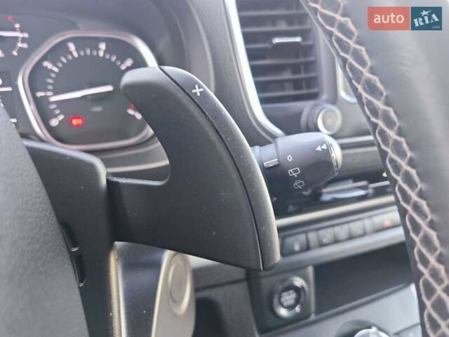 Черный Ситроен Space Tourer, объемом двигателя 2 л и пробегом 111 тыс. км за 31990 $, фото 25 на Automoto.ua