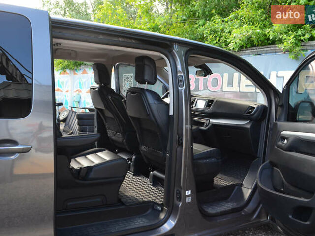 Серый Ситроен Space Tourer, объемом двигателя 2 л и пробегом 157 тыс. км за 35500 $, фото 9 на Automoto.ua