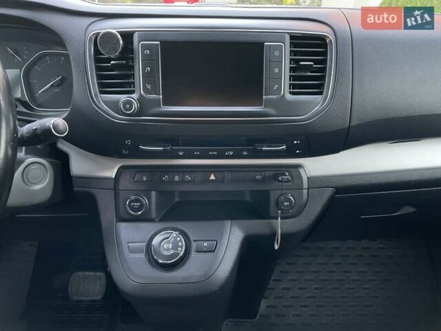 Сітроен Space Tourer 2018 у Белой Церкве на Automoto.ua Сірий Сітроен Space Tourer, об'ємом двигуна 2 л та пробігом 160 тис. км за 32000 $, фото 15 на Automoto.ua
