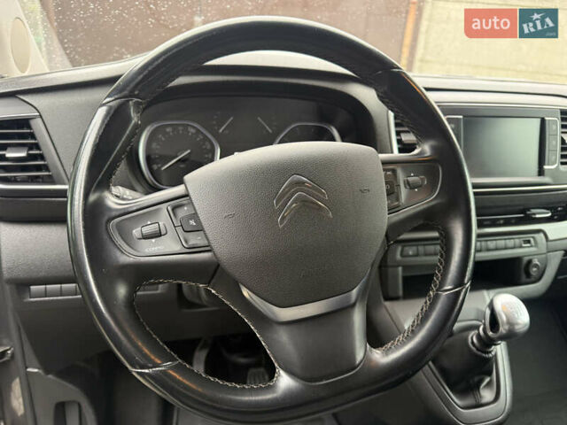 Серый Ситроен Space Tourer, объемом двигателя 2 л и пробегом 150 тыс. км за 27500 $, фото 6 на Automoto.ua