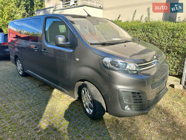 Серый Ситроен Space Tourer, объемом двигателя 0 л и пробегом 46 тыс. км за 18814 $, фото 34 на Automoto.ua