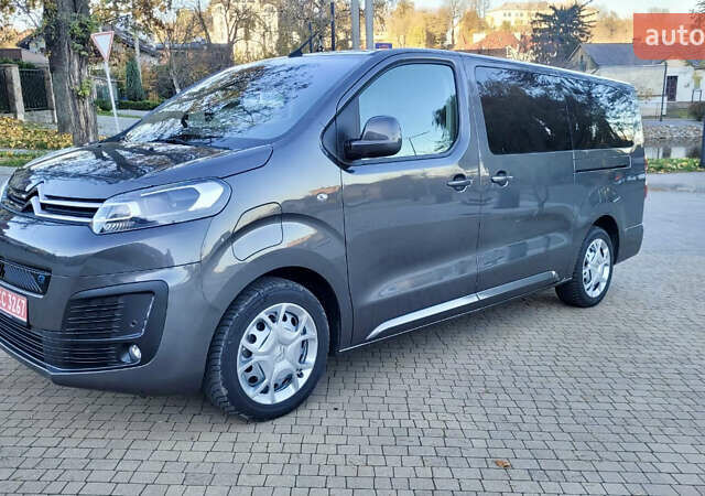 Серый Ситроен Space Tourer, объемом двигателя 0 л и пробегом 46 тыс. км за 18814 $, фото 3 на Automoto.ua