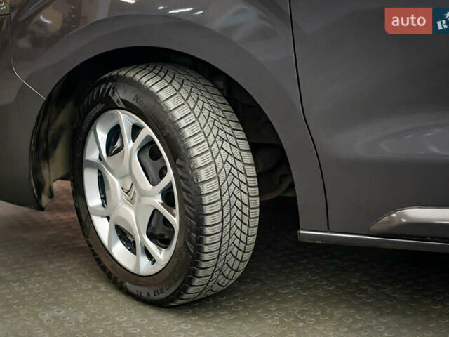 Серый Ситроен Space Tourer, объемом двигателя 2 л и пробегом 36 тыс. км за 38470 $, фото 7 на Automoto.ua