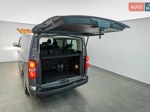 Серый Ситроен Space Tourer, объемом двигателя 2 л и пробегом 36 тыс. км за 38470 $, фото 6 на Automoto.ua