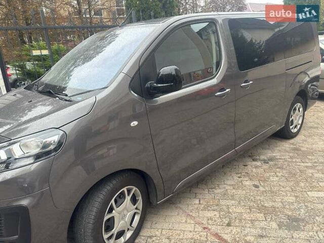 Серый Ситроен Space Tourer, объемом двигателя 2 л и пробегом 32 тыс. км за 39000 $, фото 4 на Automoto.ua