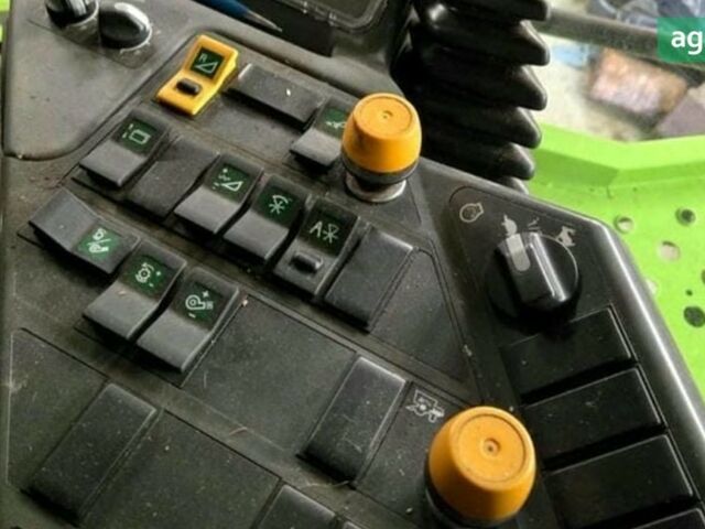 Клаас Аверо, об'ємом двигуна 2.45 л та пробігом 0 тис. км за 92844 $, фото 6 на Automoto.ua