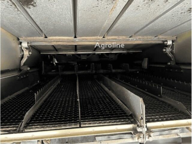 Зеленый Клаас Доминатор, объемом двигателя 0 л и пробегом 0 тыс. км за 51436 $, фото 6 на Automoto.ua