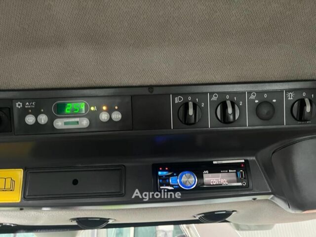 Клаас Ягуар 870, объемом двигателя 0 л и пробегом 0 тыс. км за 84953 $, фото 12 на Automoto.ua