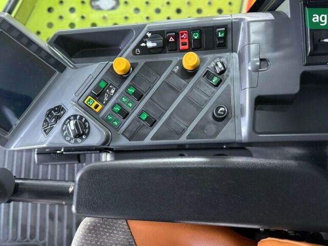 Клаас Лексион, объемом двигателя 0 л и пробегом 0 тыс. км за 108815 $, фото 15 на Automoto.ua