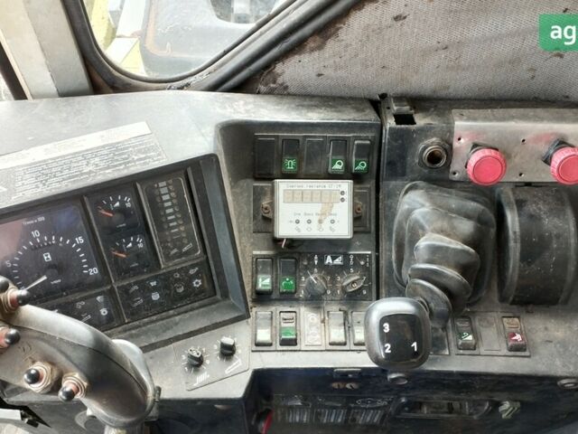 Клаас Мега, объемом двигателя 10.96 л и пробегом 0 тыс. км за 18000 $, фото 8 на Automoto.ua