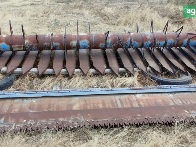 Клаас Мега, объемом двигателя 10.96 л и пробегом 0 тыс. км за 18000 $, фото 9 на Automoto.ua