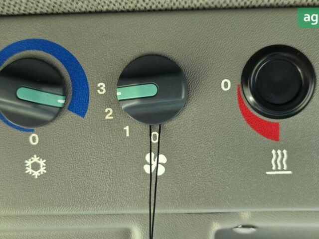 Клаас Мега, об'ємом двигуна 0 л та пробігом 0 тис. км за 68850 $, фото 56 на Automoto.ua