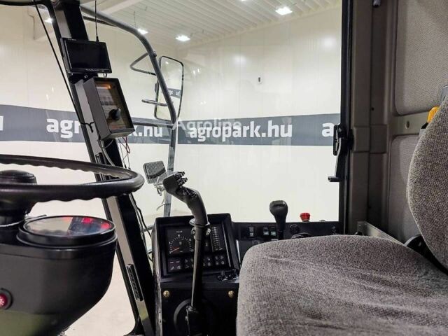 Зелений Клаас Мега, об'ємом двигуна 0 л та пробігом 0 тис. км за 39924 $, фото 7 на Automoto.ua