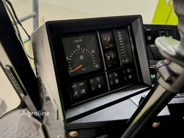 Зелений Клаас Мега, об'ємом двигуна 0 л та пробігом 0 тис. км за 39924 $, фото 9 на Automoto.ua