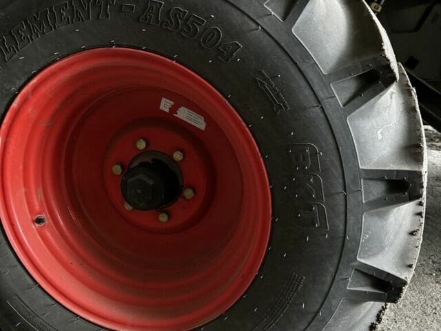 Зеленый Клаас Тукано, объемом двигателя 0 л и пробегом 0 тыс. км за 99112 $, фото 9 на Automoto.ua