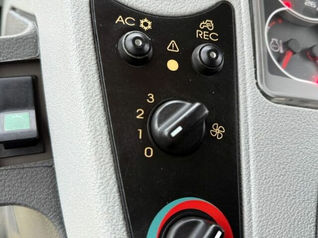 Зелений Клаас Axion 810, об'ємом двигуна 0 л та пробігом 0 тис. км за 60112 $, фото 8 на Automoto.ua