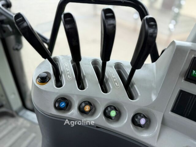 Зелений Клаас Axion 810, об'ємом двигуна 0 л та пробігом 0 тис. км за 60112 $, фото 7 на Automoto.ua