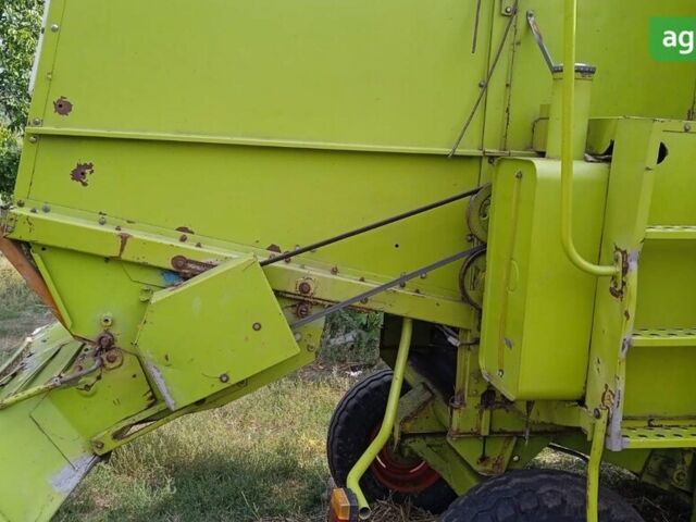 Клаас Dominator 48, объемом двигателя 3.86 л и пробегом 0 тыс. км за 14000 $, фото 1 на Automoto.ua