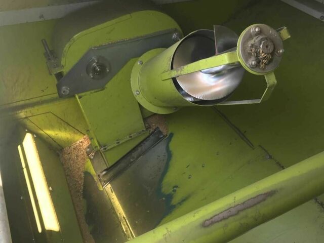 Зелений Клаас Dominator 66, об'ємом двигуна 4.5 л та пробігом 3 тис. км за 16000 $, фото 2 на Automoto.ua