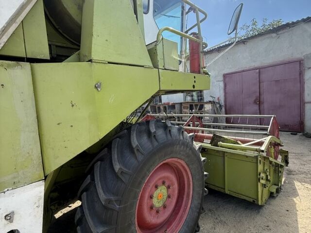 Зеленый Клаас Dominator 76, объемом двигателя 6 л и пробегом 10 тыс. км за 21500 $, фото 2 на Automoto.ua