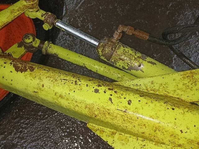 Клаас Другая, об'ємом двигуна 4.3 л та пробігом 2 тис. км за 15000 $, фото 2 на Automoto.ua