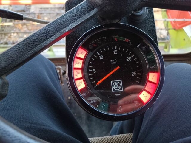 Клаас Другая, объемом двигателя 5.9 л и пробегом 4 тыс. км за 25000 $, фото 5 на Automoto.ua