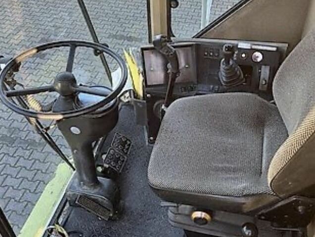 Клаас Другая, объемом двигателя 6 л и пробегом 2 тыс. км за 47500 $, фото 17 на Automoto.ua