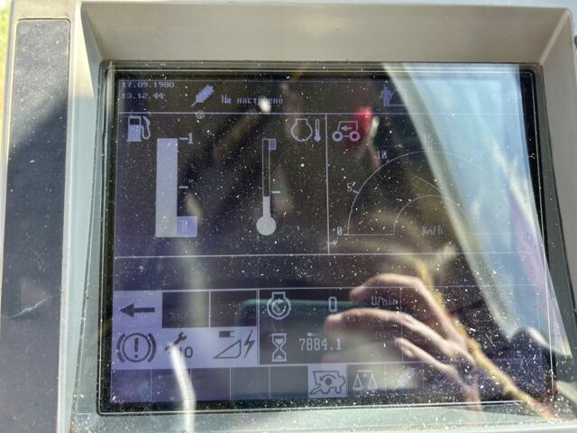 Клаас Другая, об'ємом двигуна 12 л та пробігом 7 тис. км за 45000 $, фото 7 на Automoto.ua